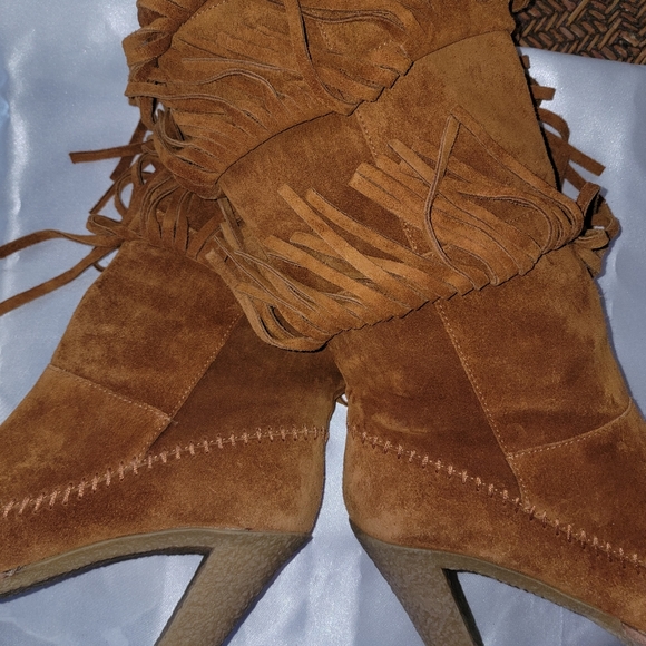 Michael Kors Fringe Suede boots - Picture 2 of 6